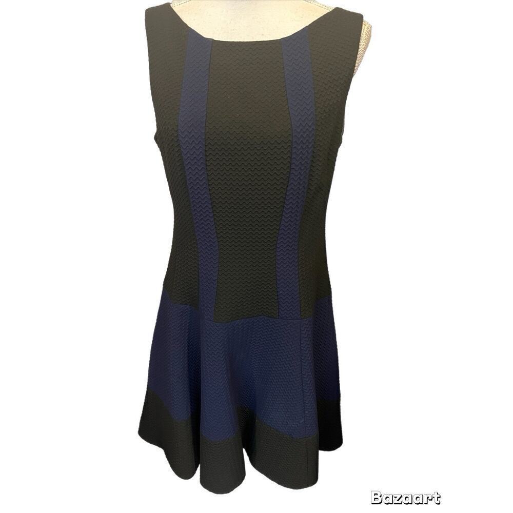 Nanette Lepore Dress Size 12 Black/blue Sleeveless Lined Back Zipper Knee Length
